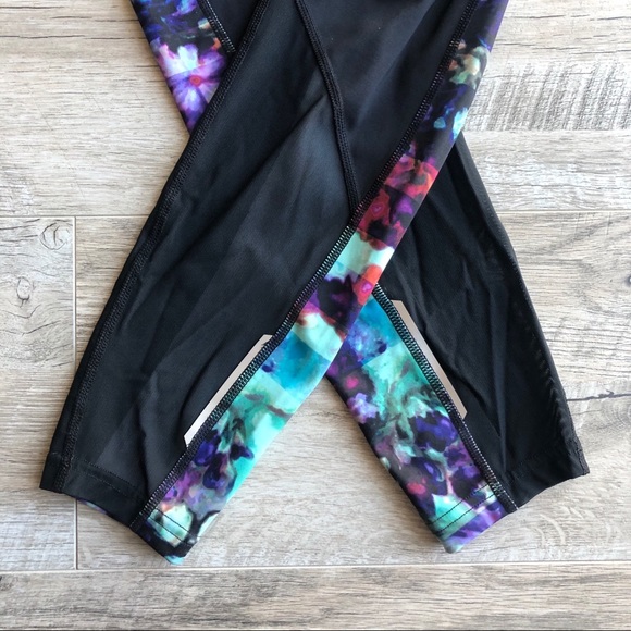 Athleta Floral And Mesh Leggings - Picture 4 of 10